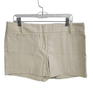 Loft Women's Size 12 Hampton Flat Front Chino Shorts Yellow Textured Polka Dots